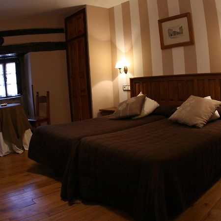 Posada Santa Juliana Bed & Breakfast Santillana del Mar Dış mekan fotoğraf