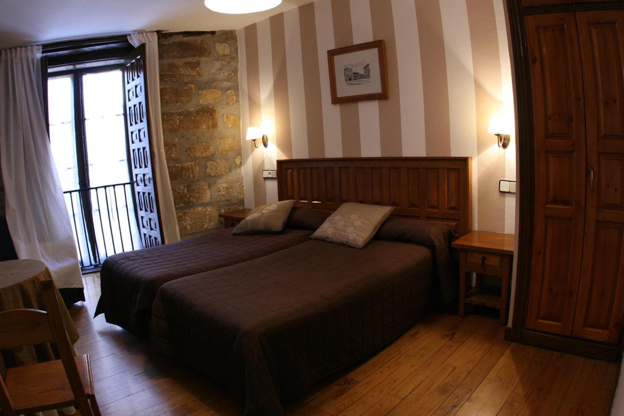 Posada Santa Juliana Bed & Breakfast Santillana del Mar Dış mekan fotoğraf