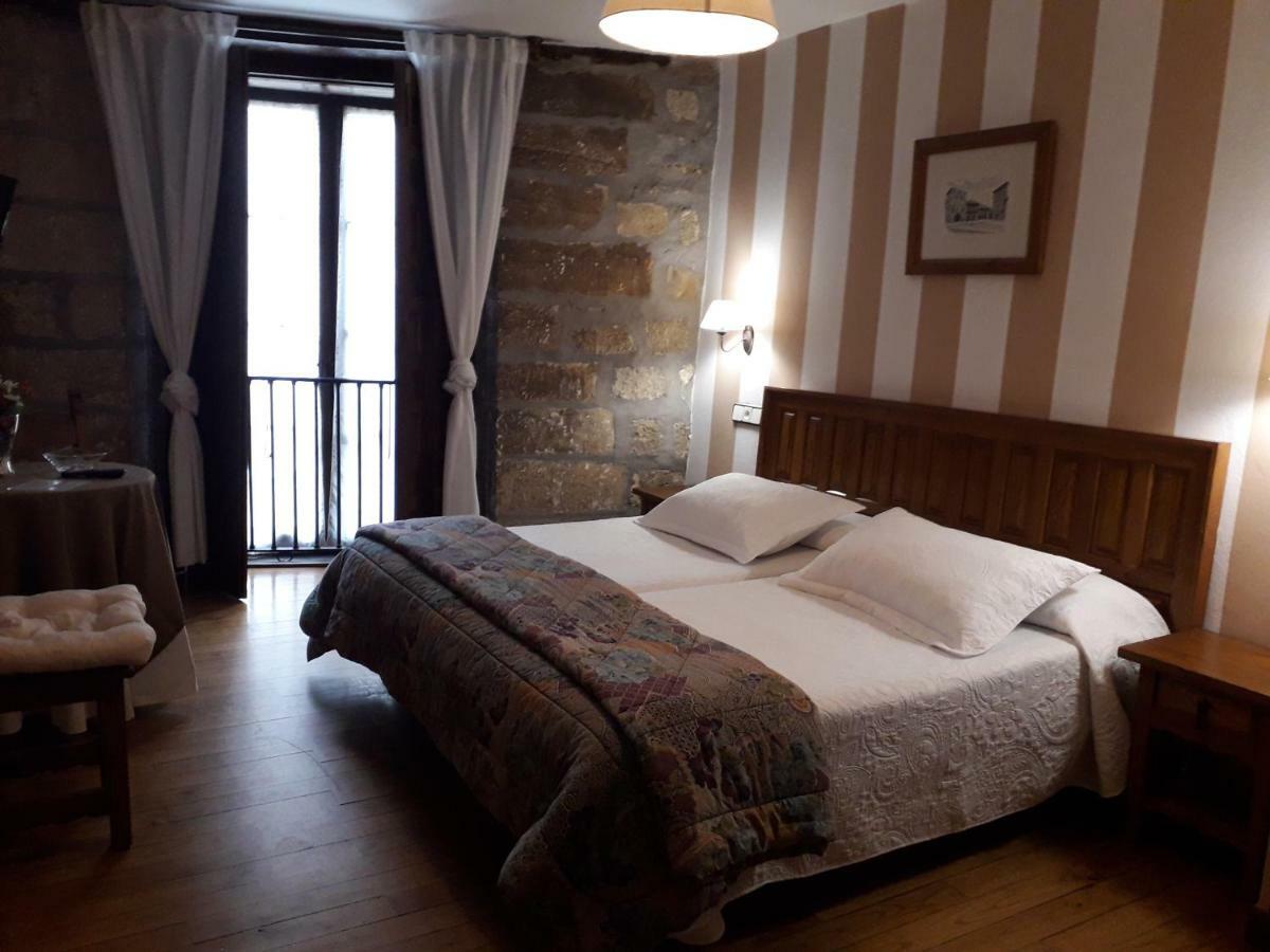 Posada Santa Juliana Bed & Breakfast Santillana del Mar Dış mekan fotoğraf