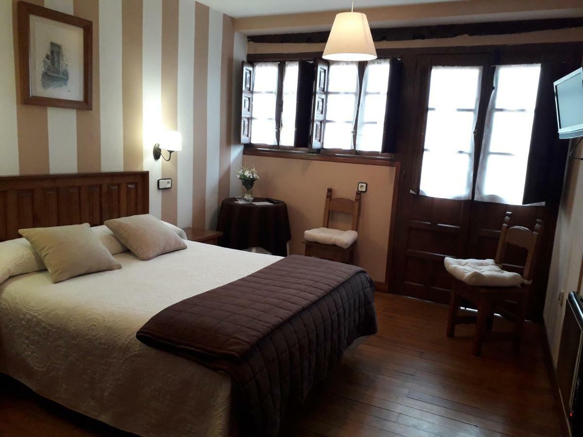 Posada Santa Juliana Bed & Breakfast Santillana del Mar Dış mekan fotoğraf